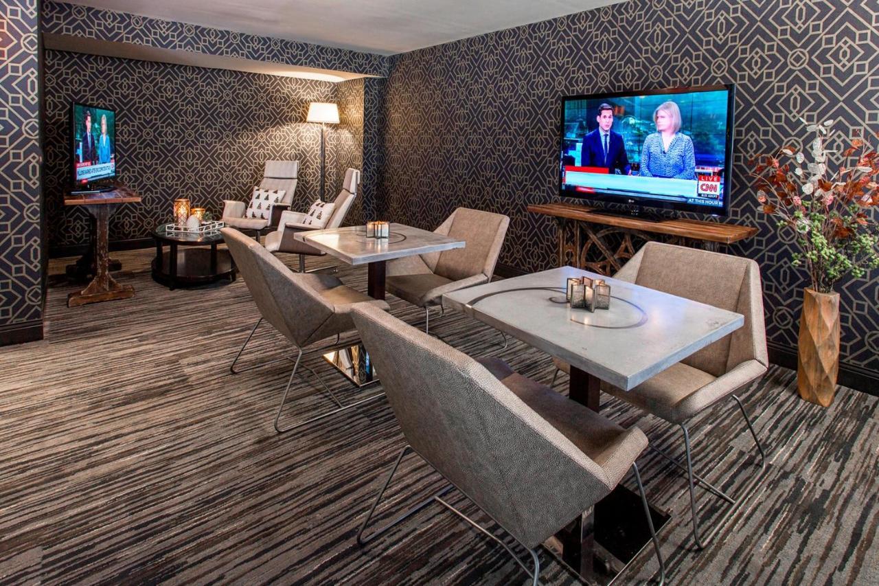 Rochester Airport Marriott Extérieur photo