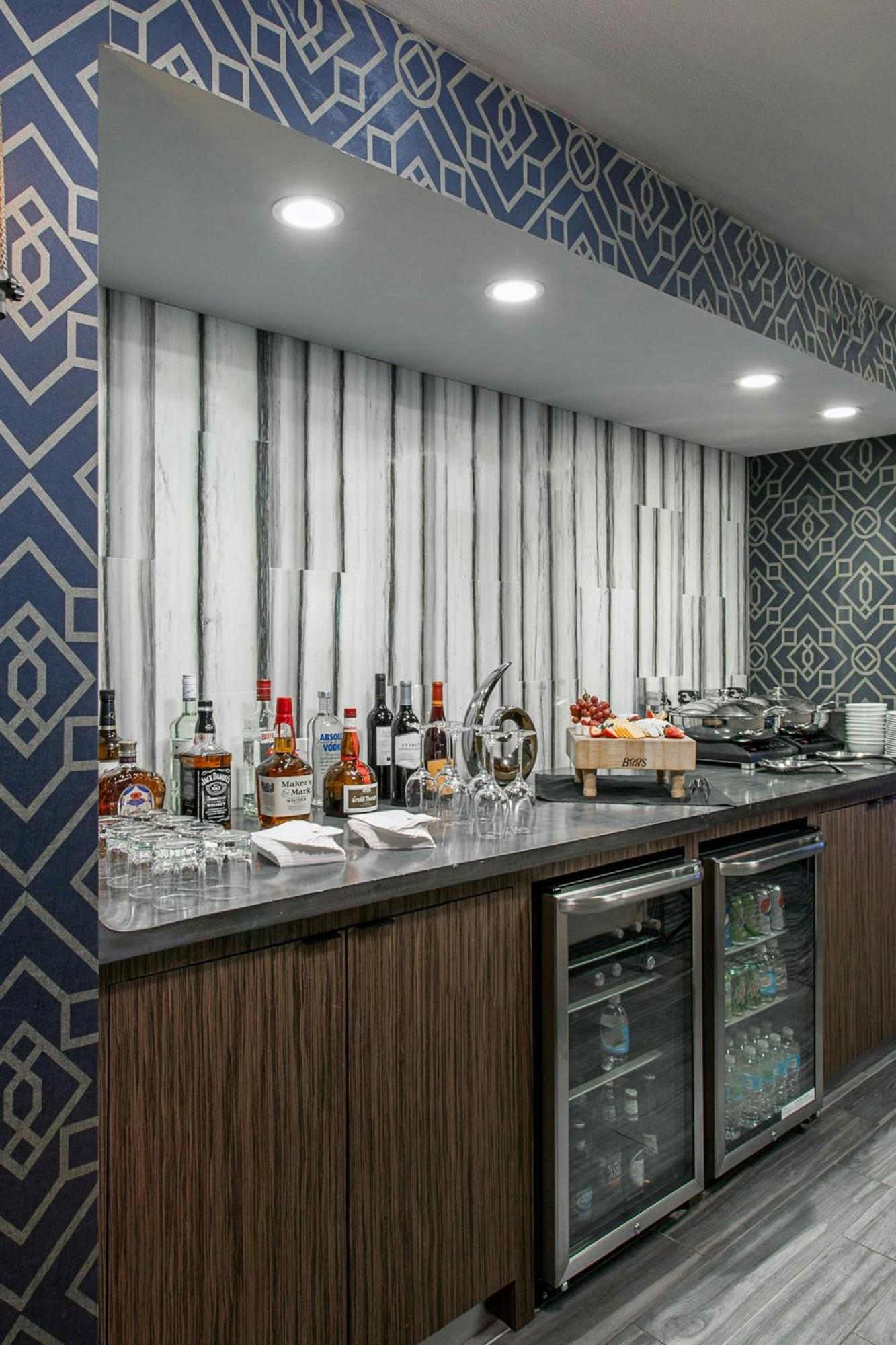 Rochester Airport Marriott Extérieur photo