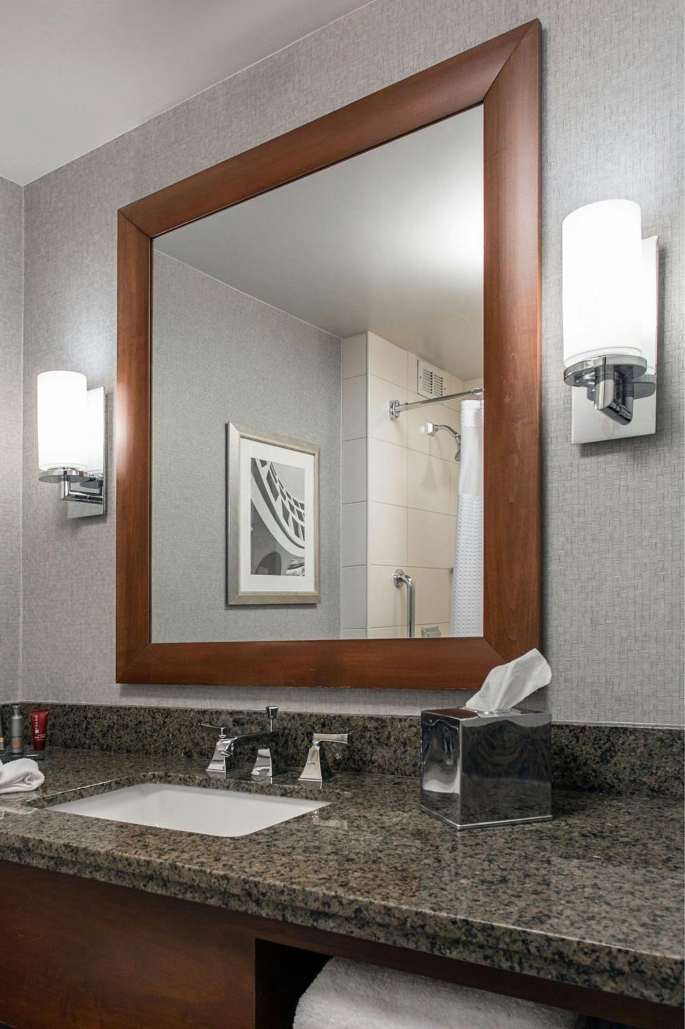 Rochester Airport Marriott Extérieur photo