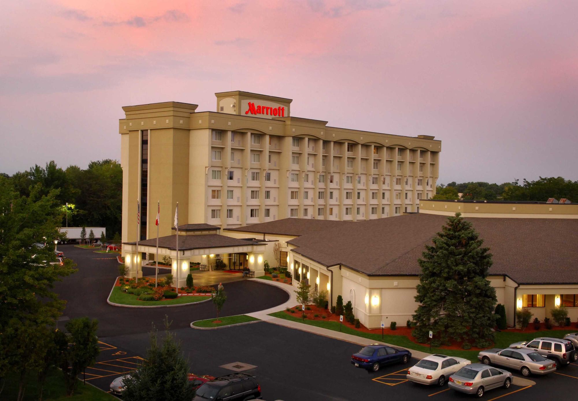 Rochester Airport Marriott Extérieur photo